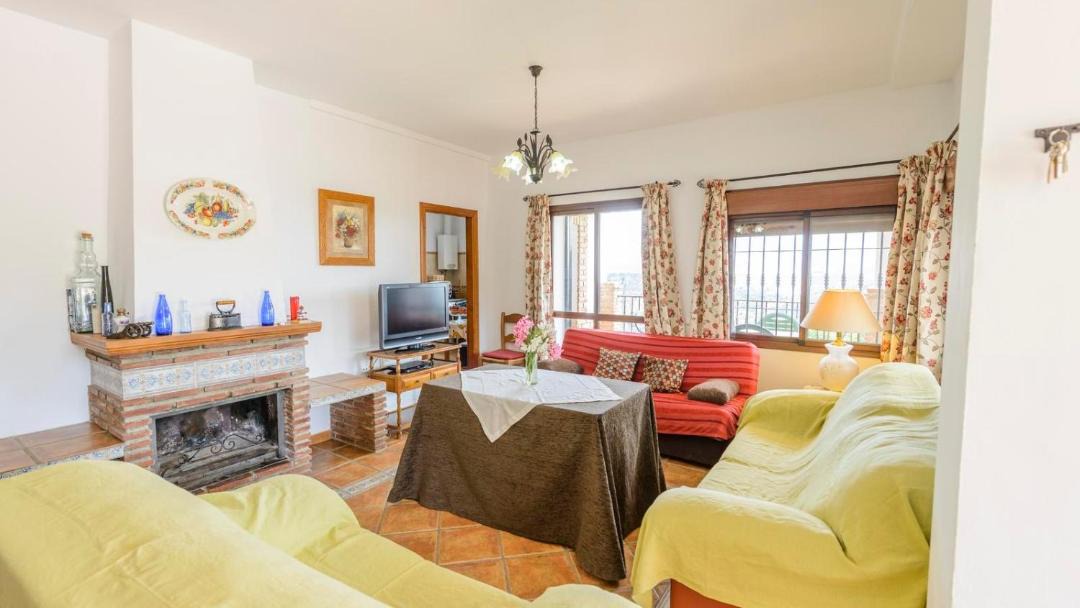 Photo of Livingroom in Comares