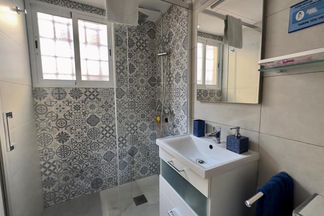 Photo of Bathroom in La Trinidad-San Juan y Todos los Santos