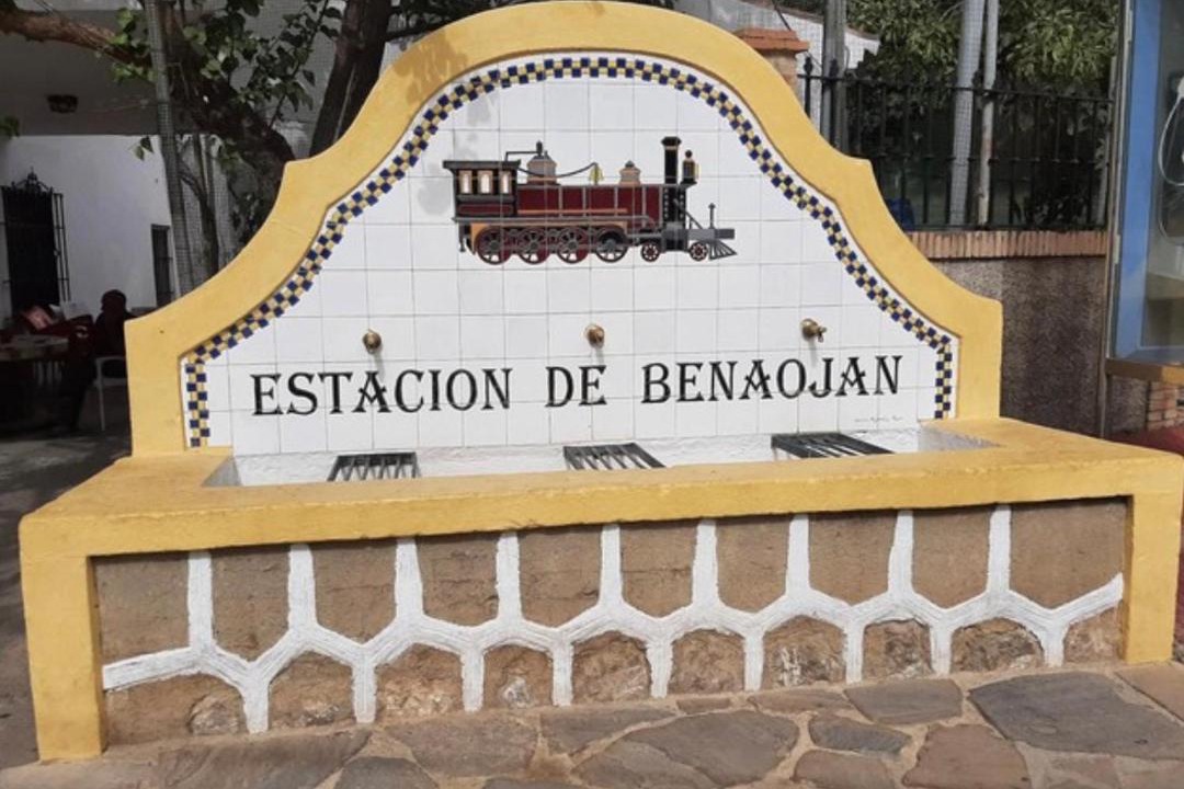 Photo of Buildings in Benaojan
