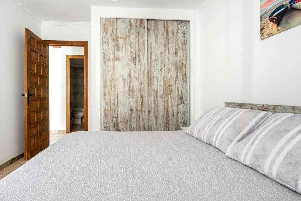Photo of Bedroom in Chiclana de la Frontera