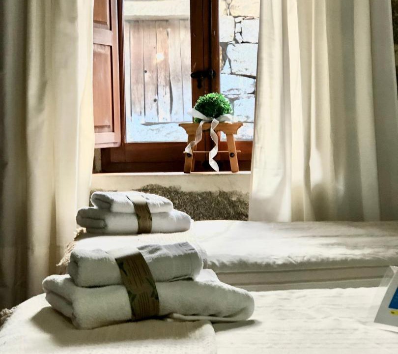 Photo of Bedroom in Navaluenga