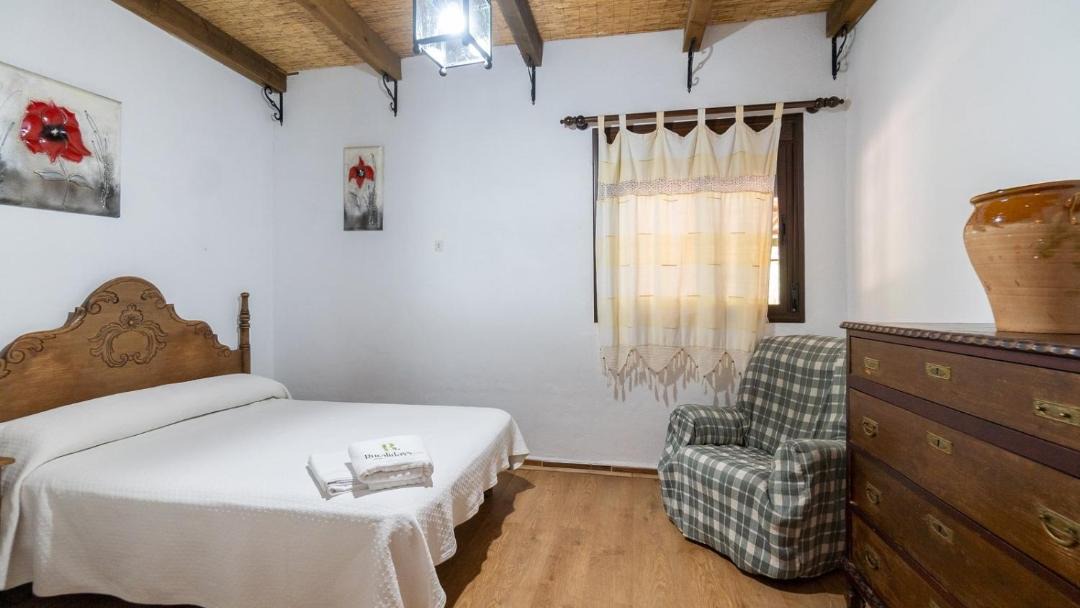 Photo of Bedroom in Benaojan
