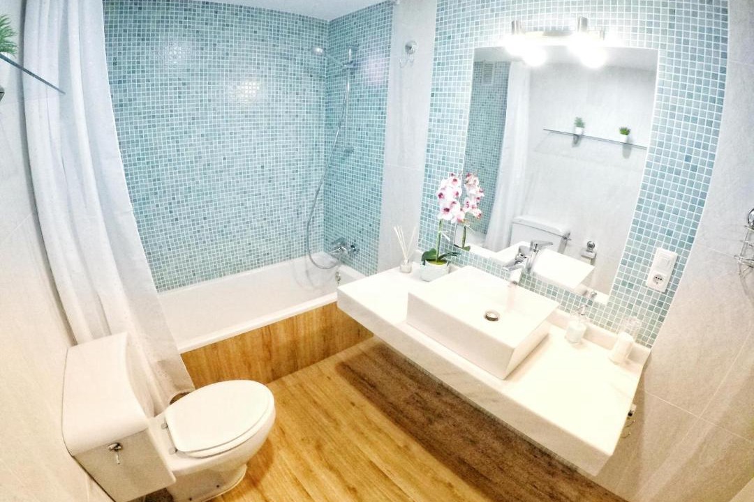Photo of Bathroom in La Trinidad-San Juan y Todos los Santos