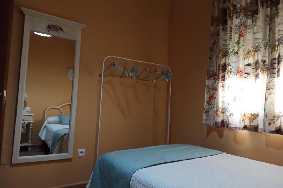 Photo of Bedroom in Benaojan