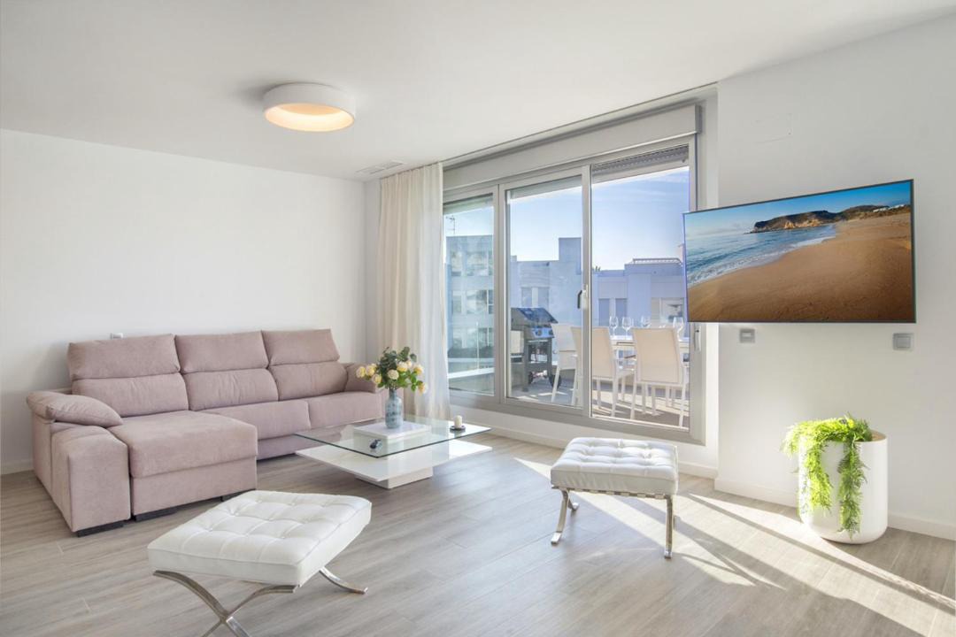 Photo of Livingroom in New Golden Mile