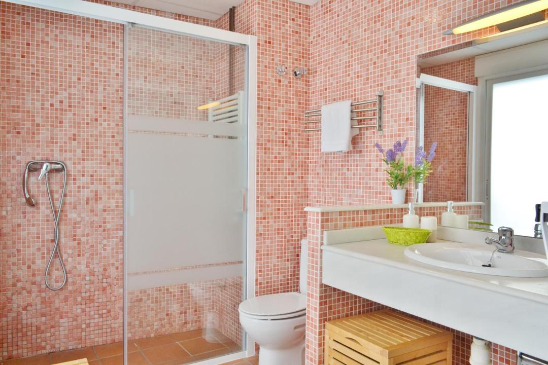 Photo of Bathroom in San Francisco-Ribera