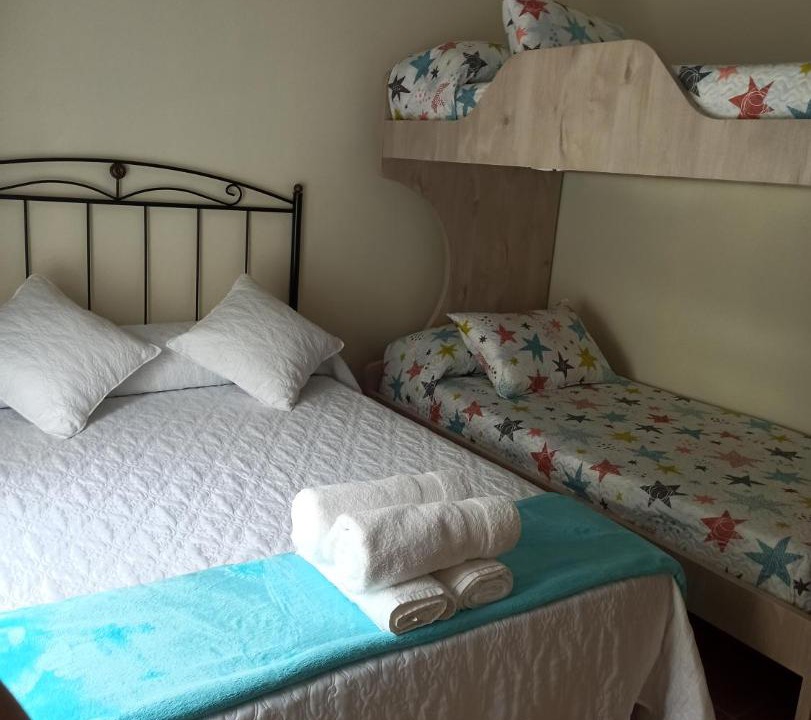Photo of Bedroom in Benaojan