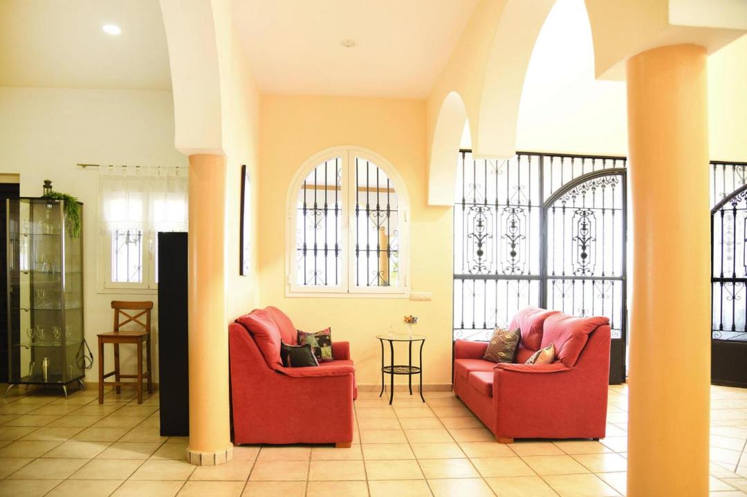 Photo of Livingroom in Lora Del Rio