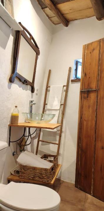 Photo of Bathroom in Higuera de la Sierra