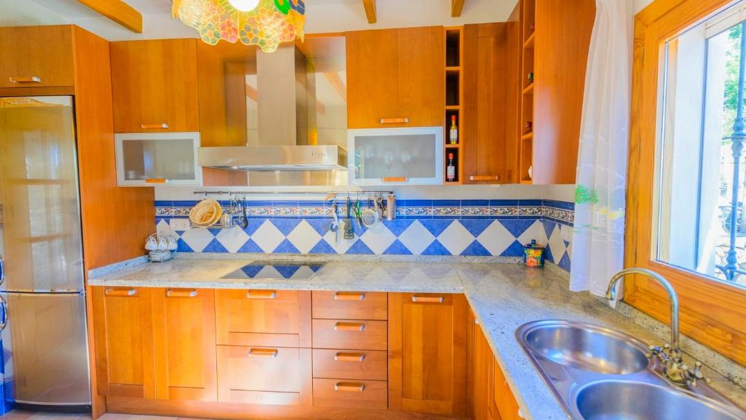 Photo of Kitchen in Canillas de Albaida