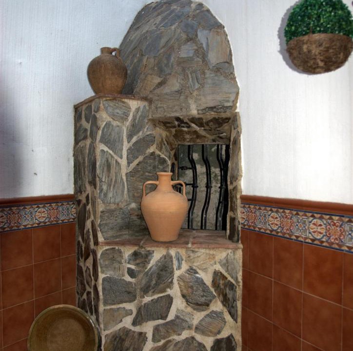 Photo of Others in Alpandeire
