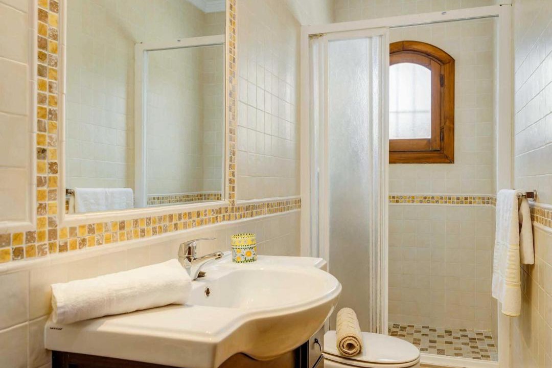 Photo of Bathroom in Frigiliana