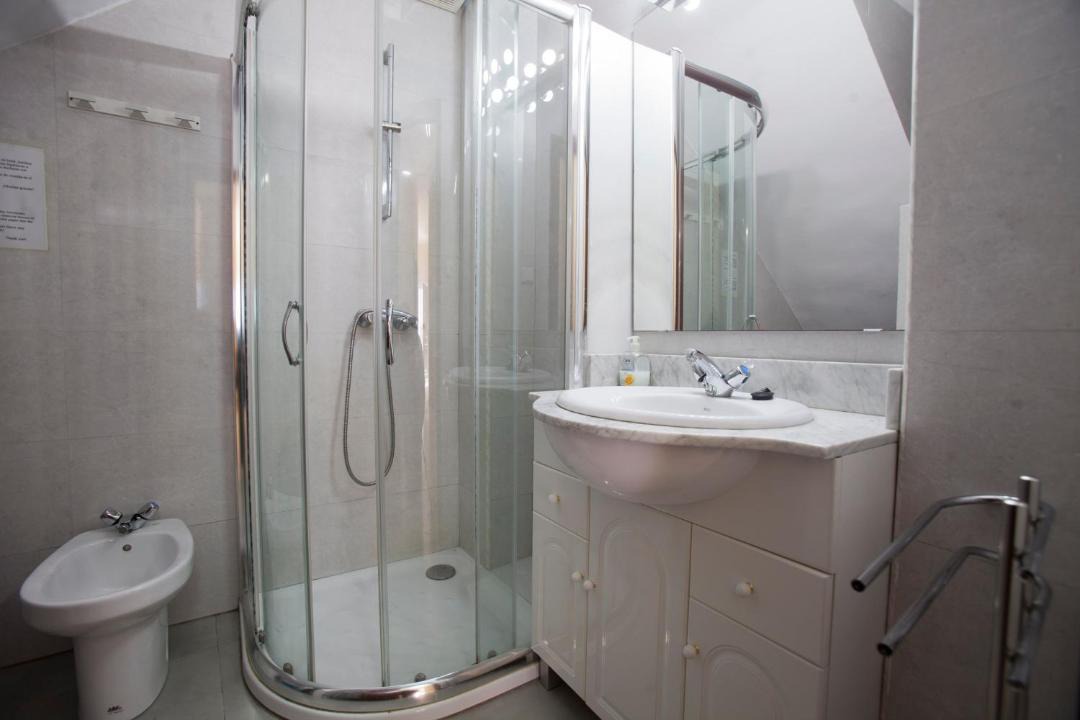 Photo of Bathroom in Playas del Palo