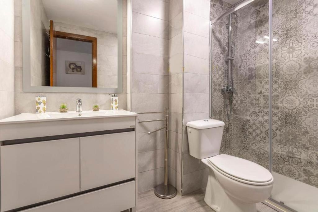 Photo of Bathroom in San Francisco-Ribera