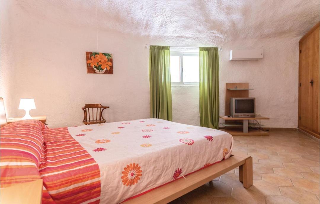 Photo of Bedroom in Monda