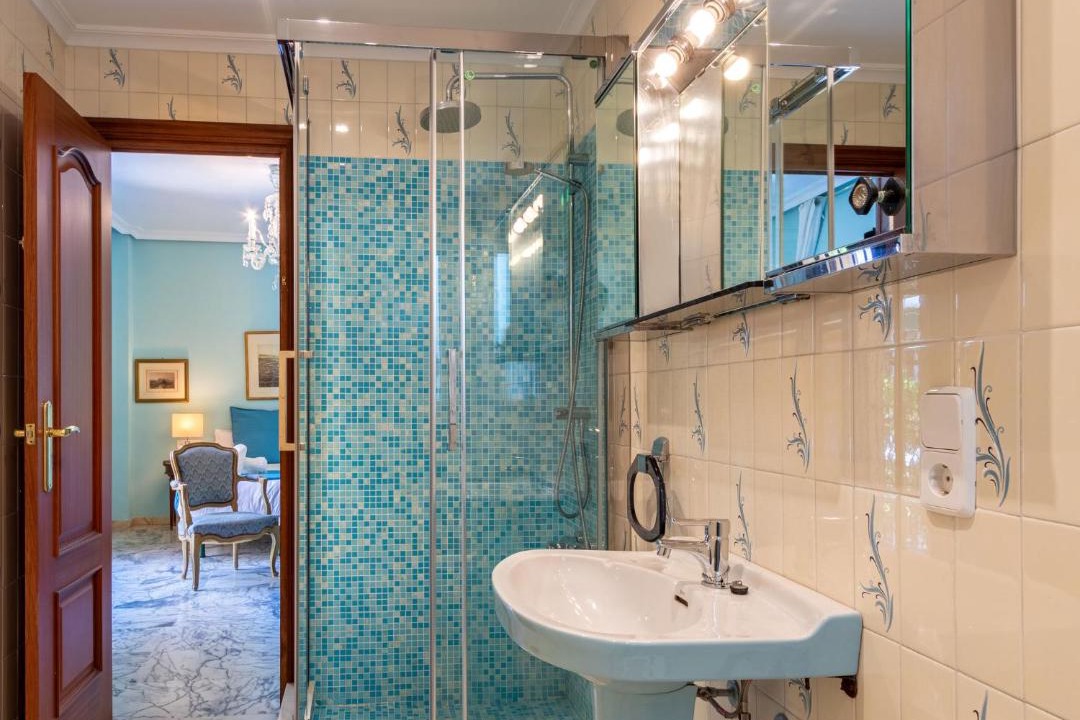 Photo of Bathroom in Alfalfa