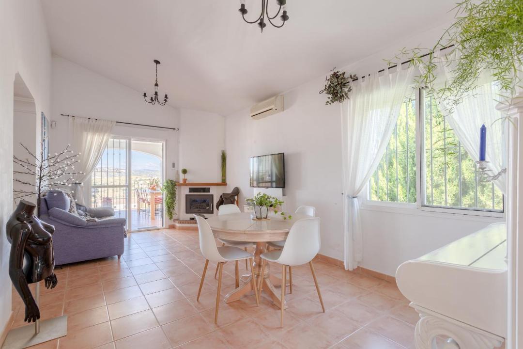 Photo of Livingroom in Alcaucin