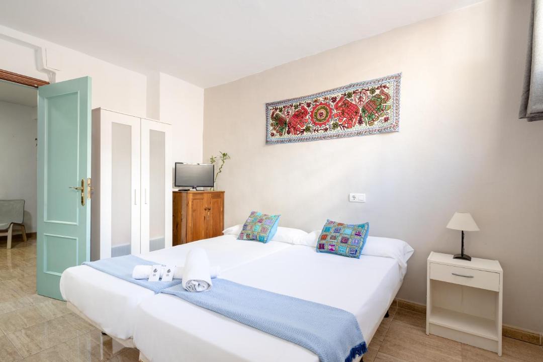 Photo of Bedroom in Central District