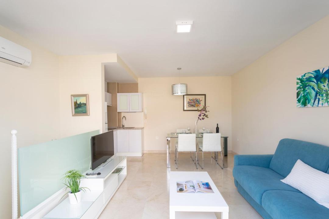 Photo of Livingroom in Alameda