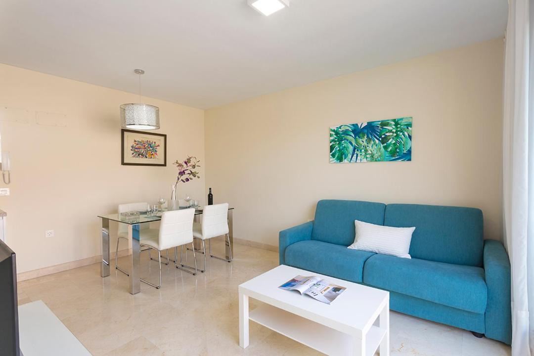 Photo of Livingroom in Alameda