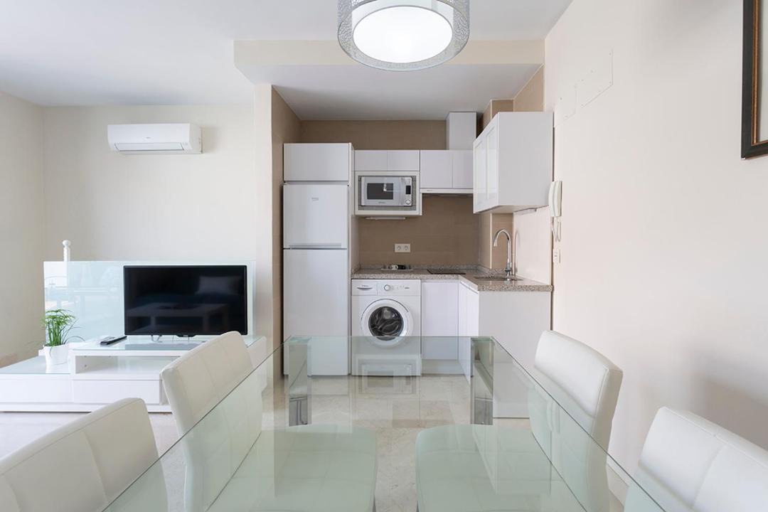 Photo of Livingroom in Alameda