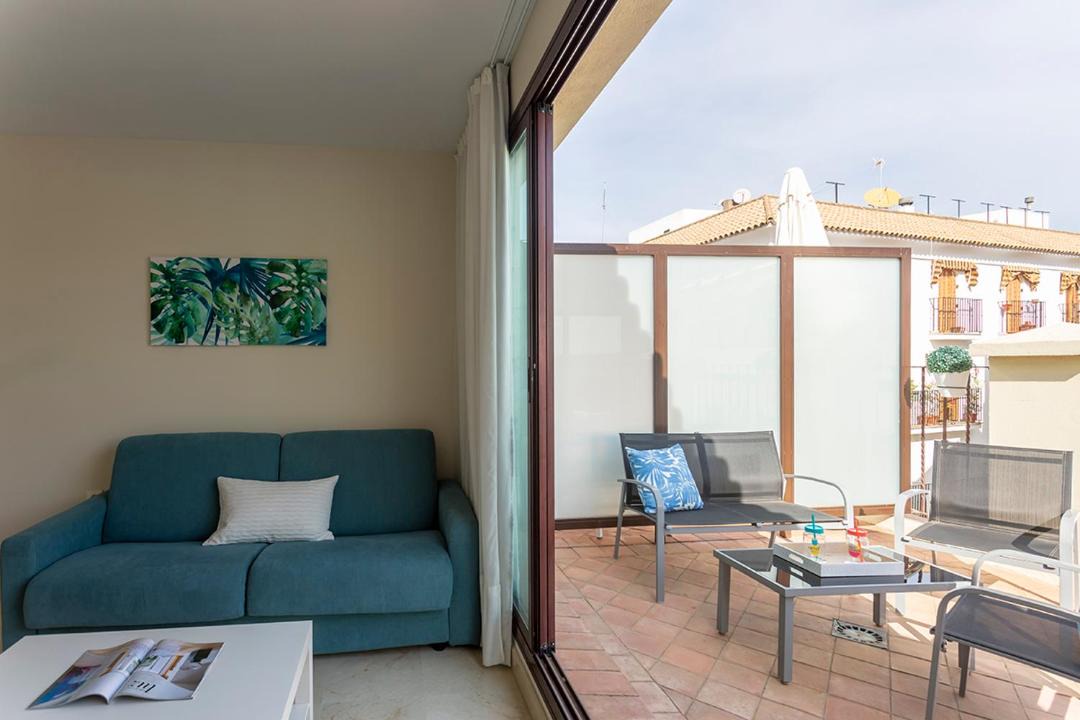 Photo of Livingroom in Alameda