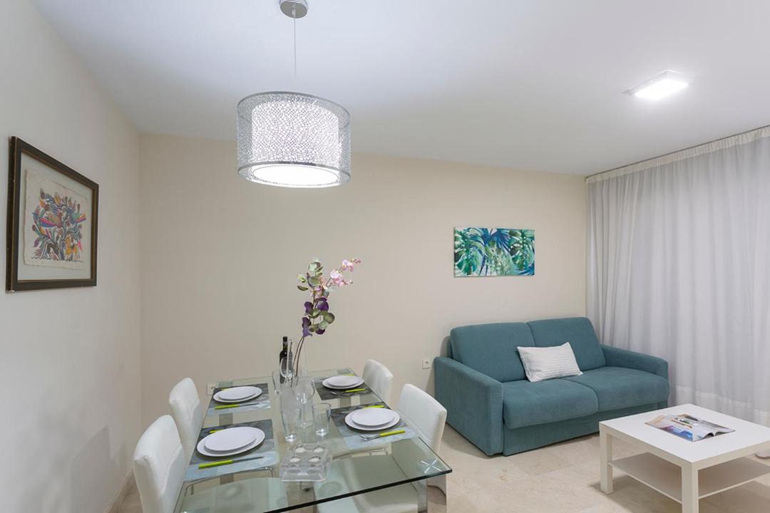 Photo of Livingroom in Alameda