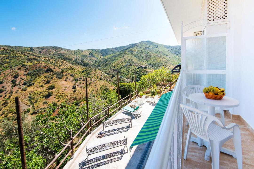 Photo of Patio Balcony in Totalan
