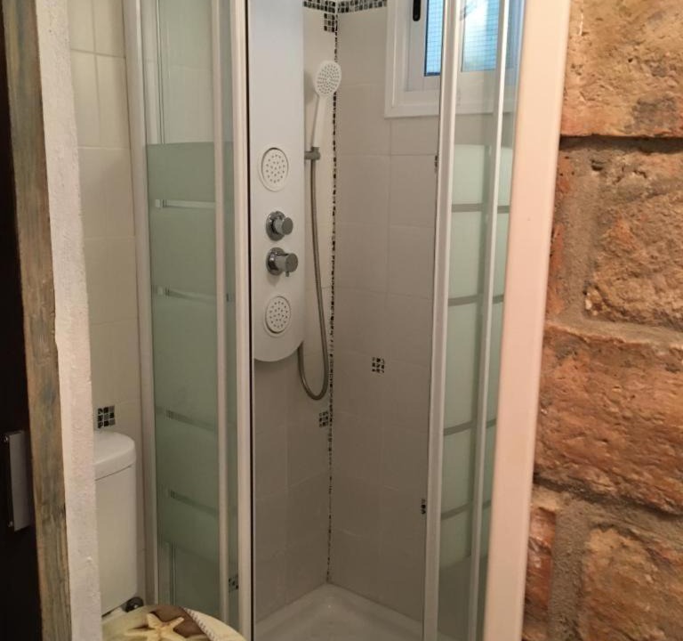 Photo of Bathroom in Rota