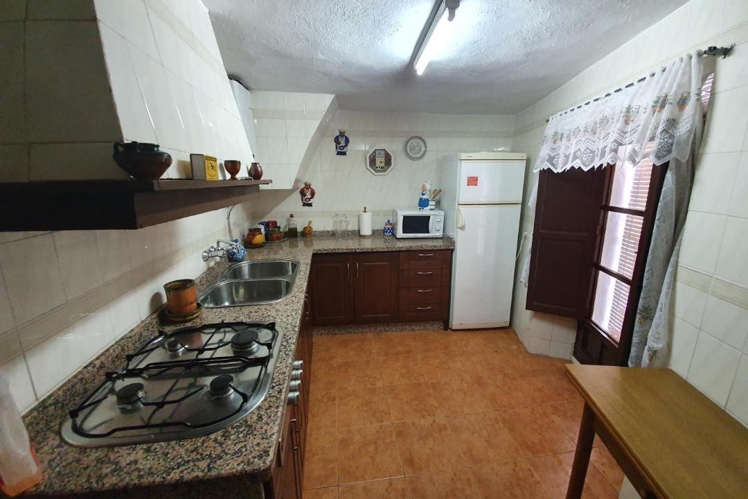 Photo of Kitchen in Linares de la Sierra