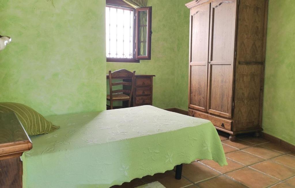 Photo of Bedroom in Algatocin