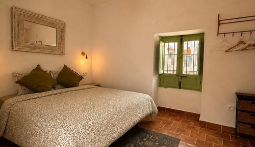 Encanto Guesthouse Room 4, Olivo