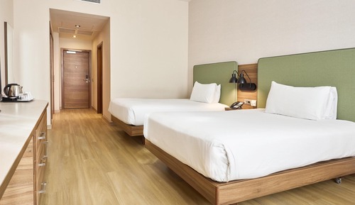 Family Room, 2 Double Beds