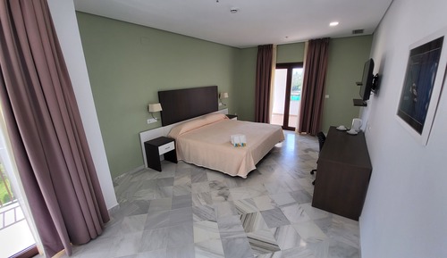 Comfort Double or Twin Room