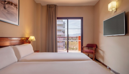 Family Apartment, 1 Bedroom (2 adults + 4 children)