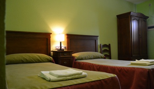 Twin Room (105 Collado de las Tablas)