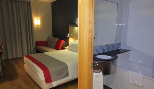Standard Room, 1 Double Bed with Sofa bed, Smoking (Free Breakfast)