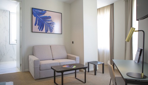 Deluxe Room, Terrace (Superior King)