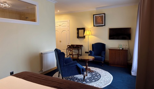 Deluxe Double Room, 1 King Bed, Terrace, Garden View