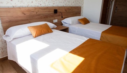Twin Room, Balcony, Mountain View