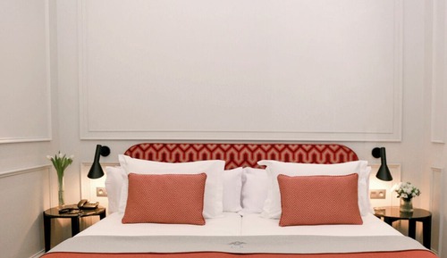 Deluxe con solárium privado y acceso a piscina