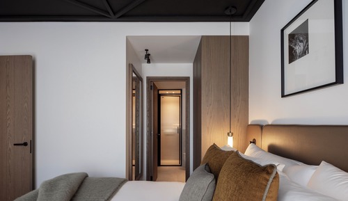 Room (Residence 2 rooms and 2 Bath)