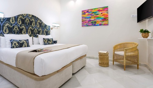Apartment (2 Bedrooms)