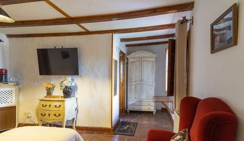 Basic Double or Twin Room
