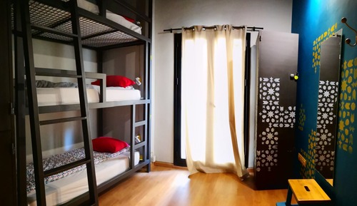 Single Room, Shared Bathroom