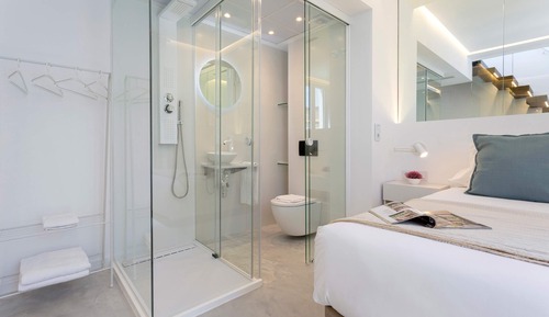 House (2 Bedrooms)