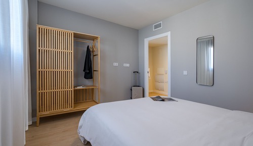 Apartment, Accessible, City View