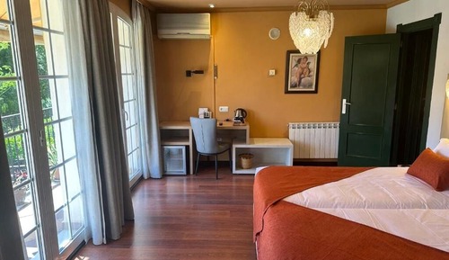 Deluxe Twin Room, Terrace (DBT)