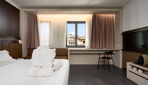 Premium Room