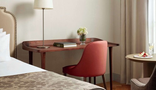 Premium Room